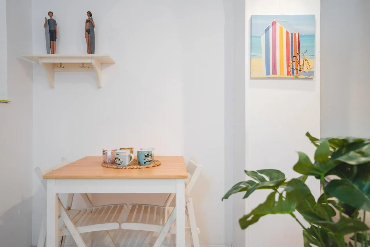 Apartamentos Lorien Zarautz 0*,  Spain